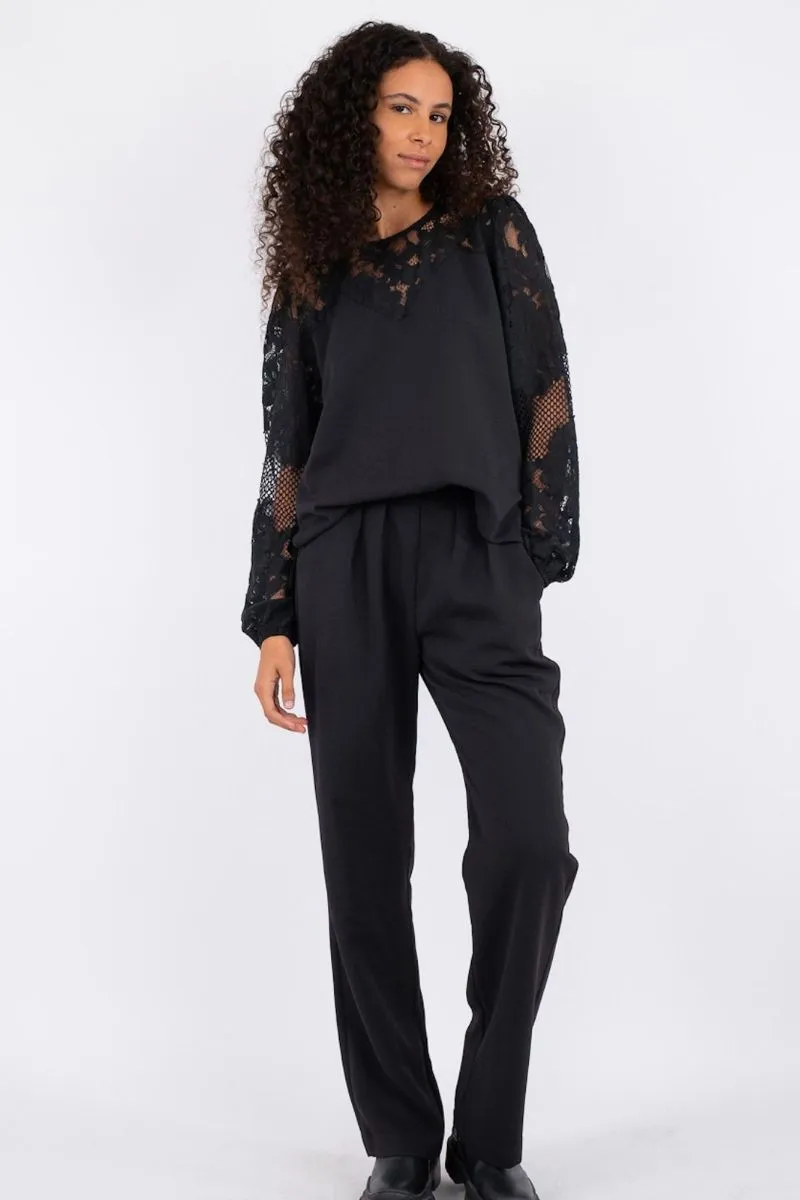 Antonia Crepe Jumpsuit | Black | Jumpsuit fra Neo Noir