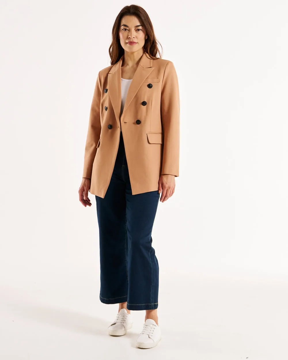 Betty Basics Kaisley Blazer Tan