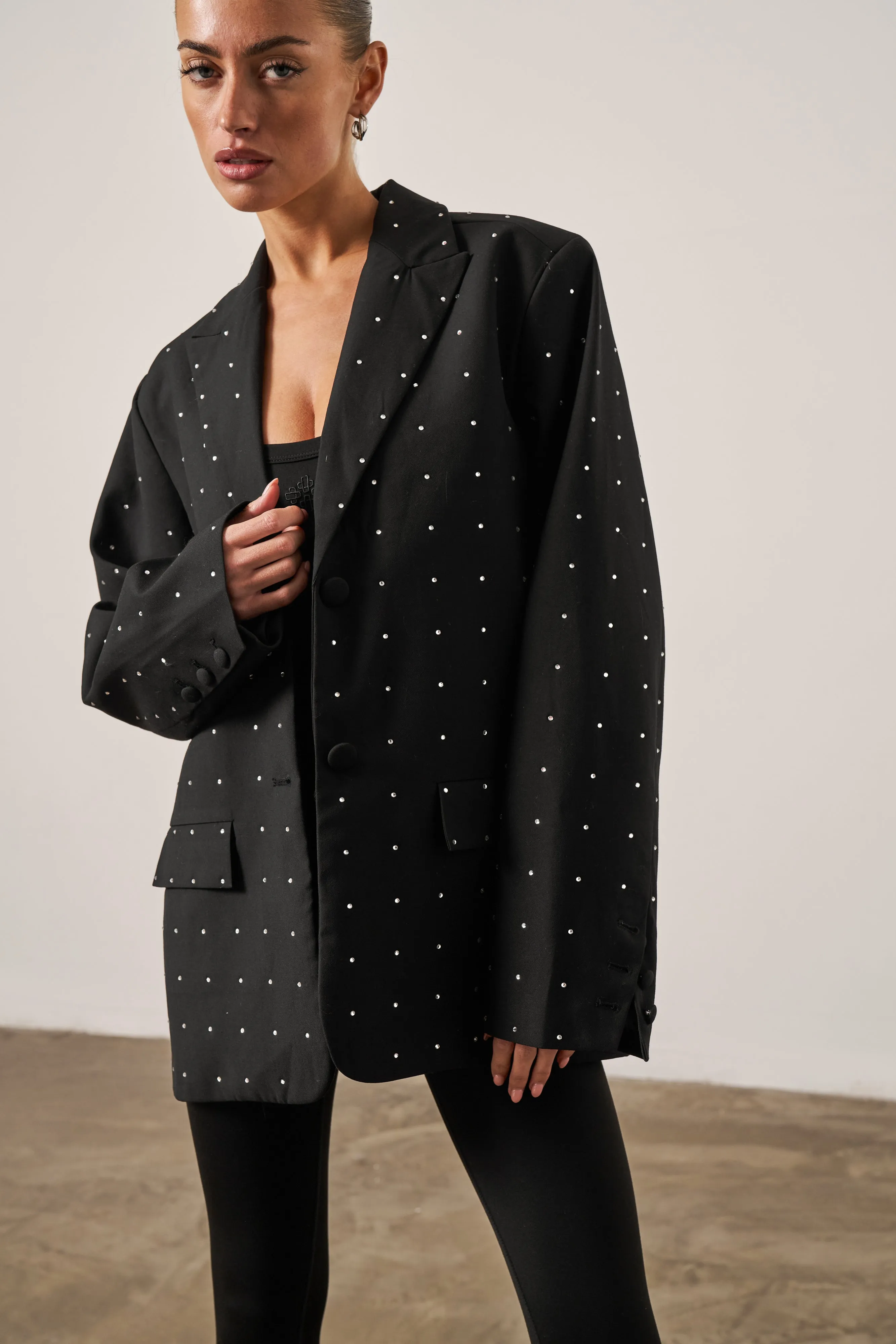 EMBELLISHED RHINESTONE OVERSIZED BLAZER - BLACK