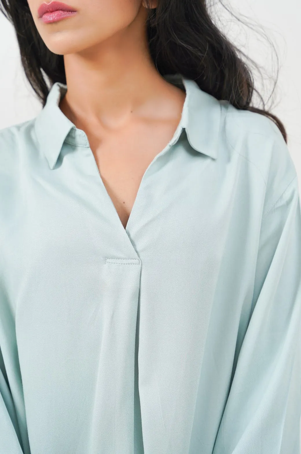 EVERYDAY PLEATED BLOUSE